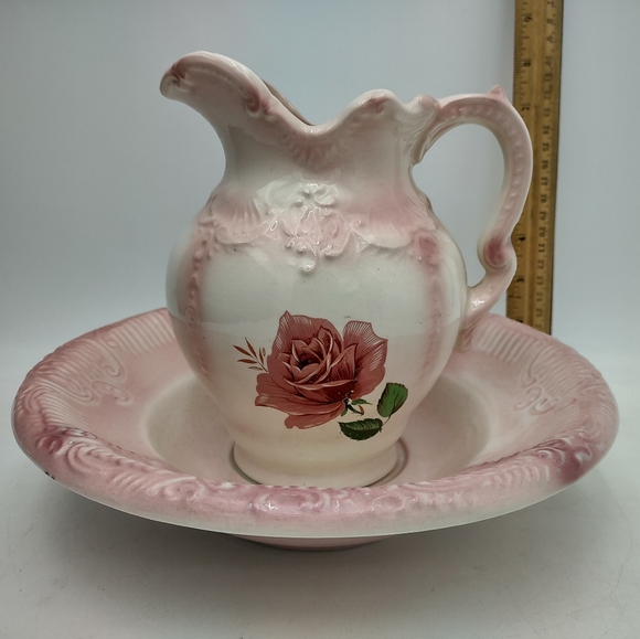 Vintage 1970s Arnels Pink Pitcher and Basin - Picture 2 of 9